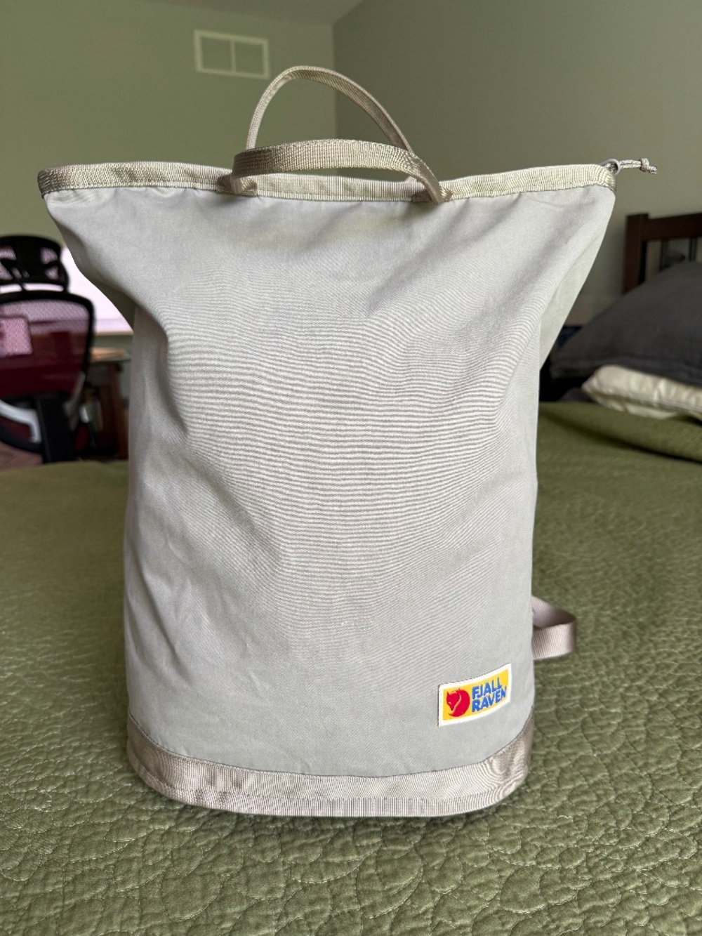 Fjallraven Vardag Totepack Fog Grey Convertible Backpack Tote Bag 27240